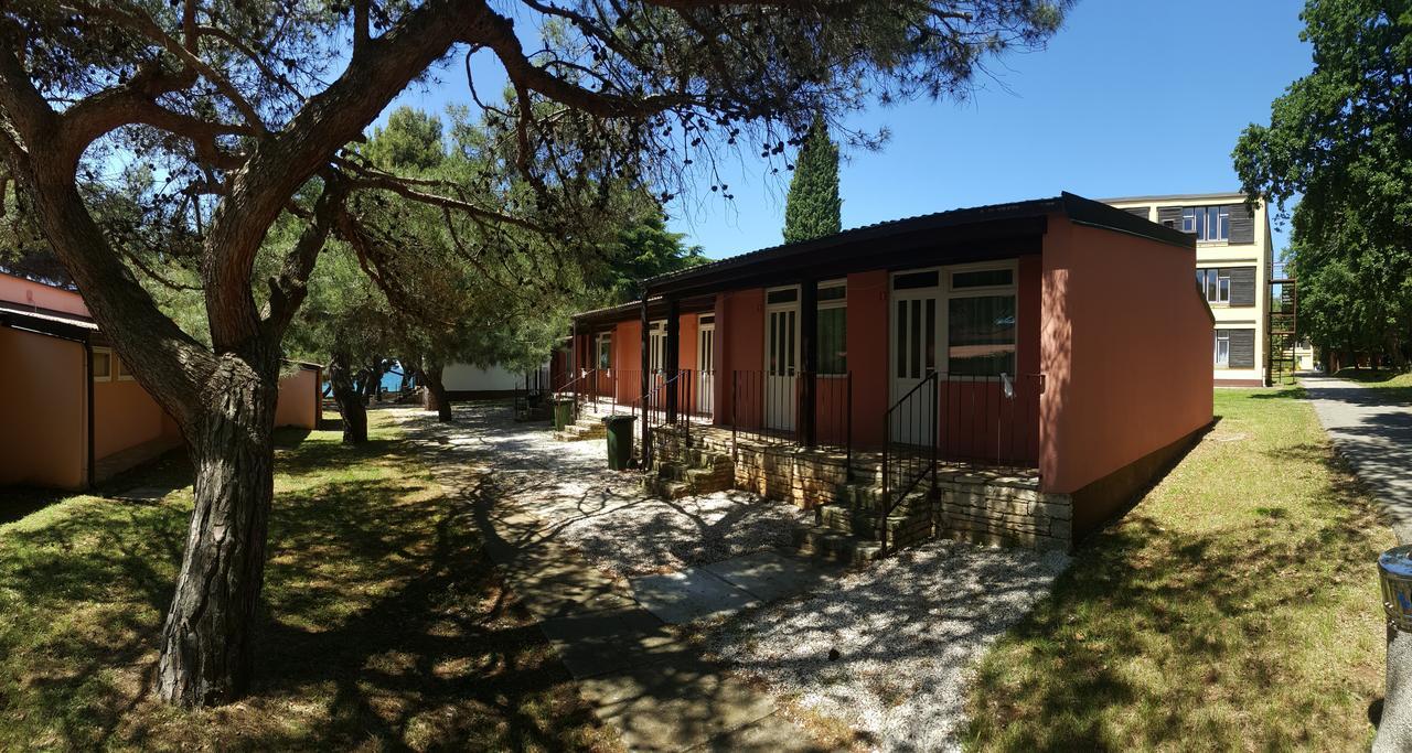 Family Bungalow Pineta Novigrad Istria Exterior foto