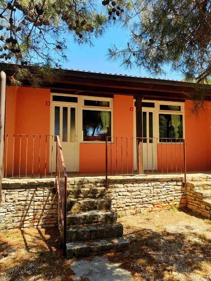 Family Bungalow Pineta Novigrad Istria Exterior foto